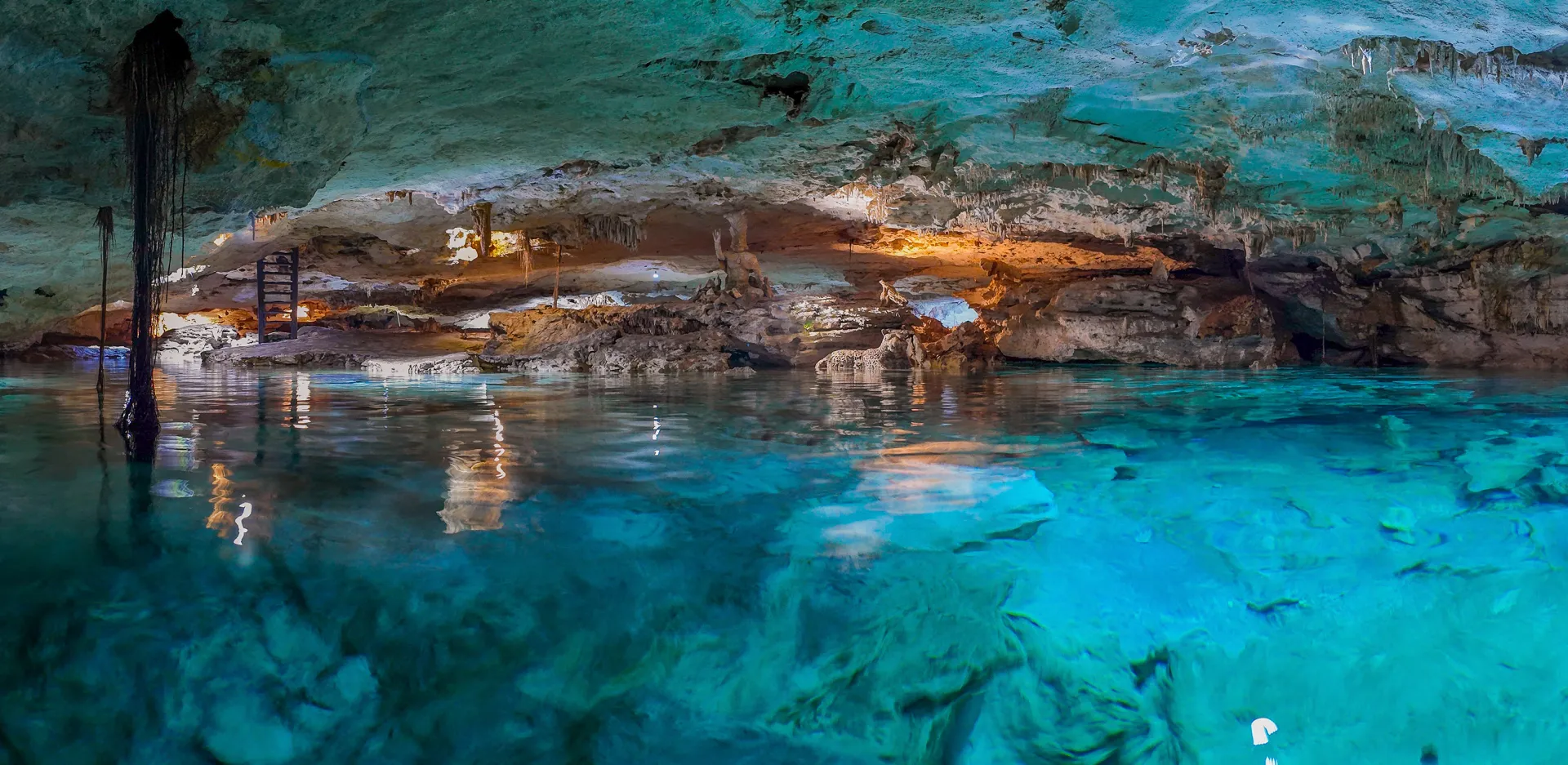 Río subterráneo en la Riviera Maya con Kantun Chi